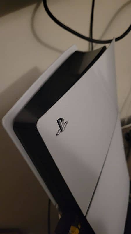 PS5 Slim UK with 3 games 5