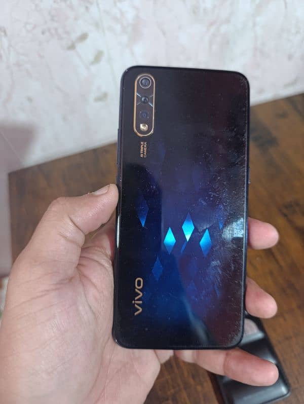 Vivo s1 4