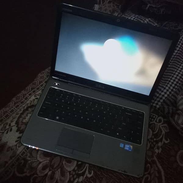 Dell laptop budget laptop 3