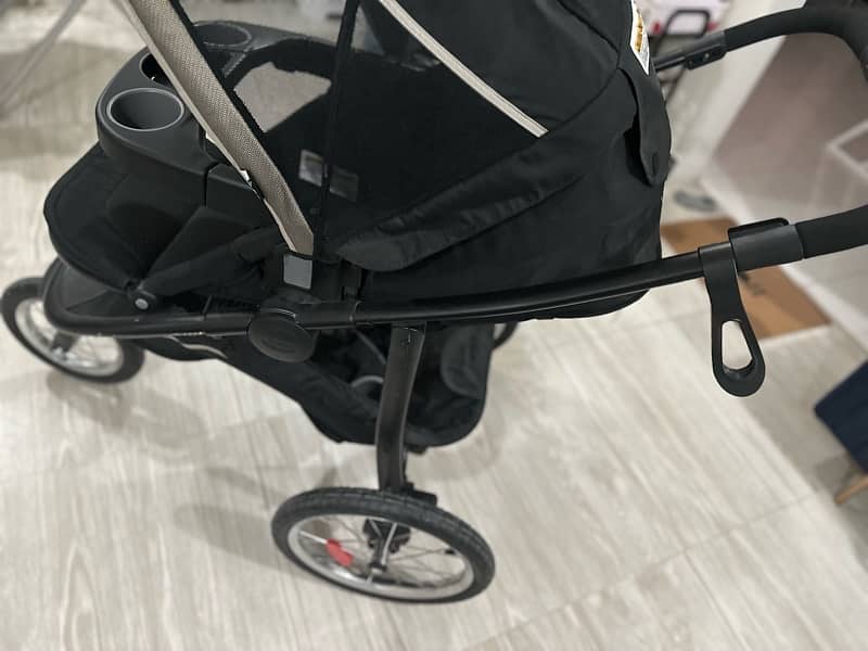 car seat with baby stroller 9