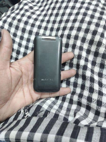 Alcatel folding phone single sim 1