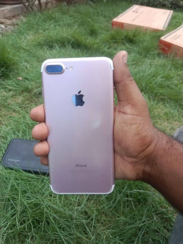 iphone 7plus pta approved  3135864247 3