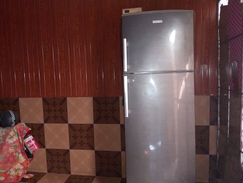 Electrolex Refrigerator 1