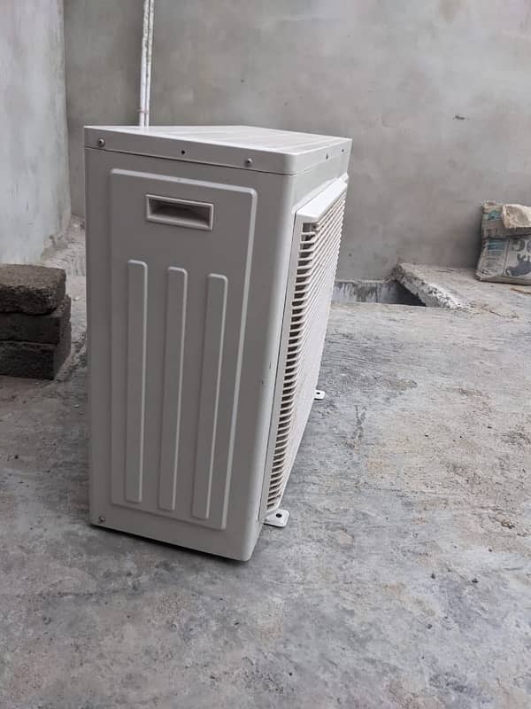 Gree 2 ton AC 1