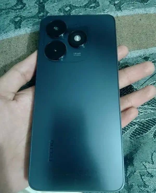 Tecno spark go 2024 2