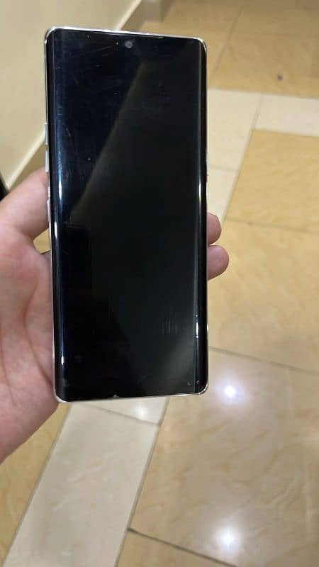 Lg Velvet 6/128 NON PTA 10/10 condition 2