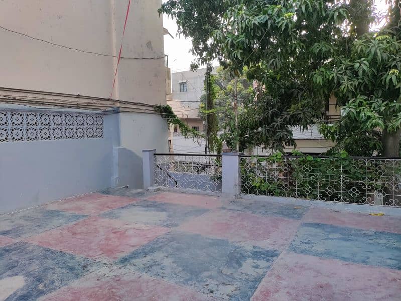 Portion Available For Rent 2 Bed Lounge For Short Family 2