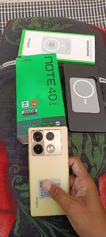 Note 40 pro fup box gold with wireless 0