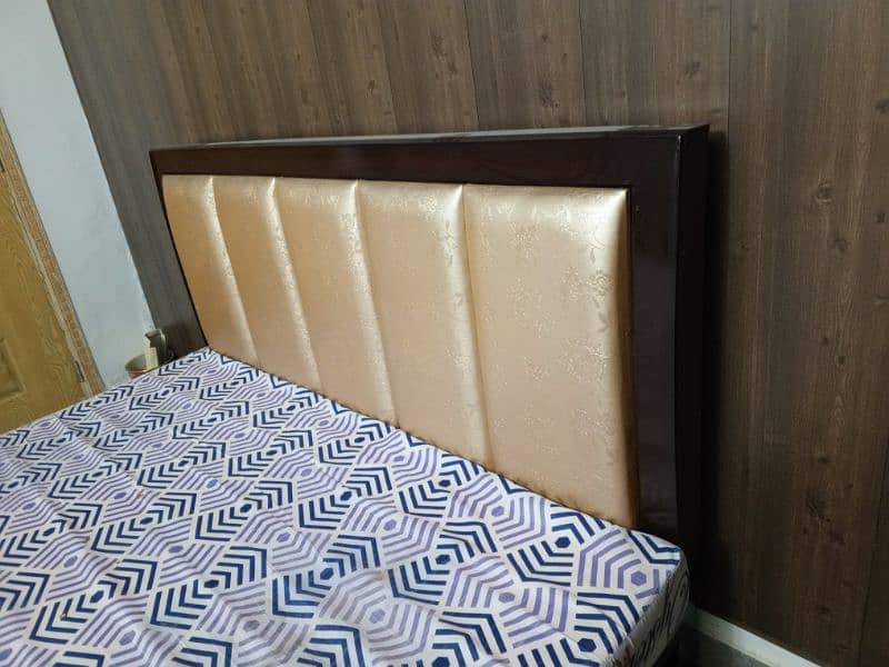 bed with mattress 5