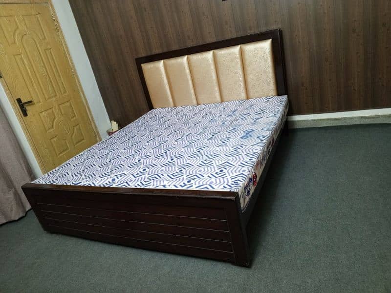 bed with mattress 6