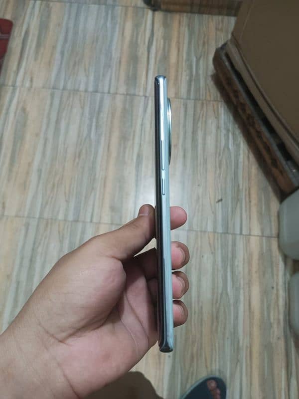 Vivo v30e 5