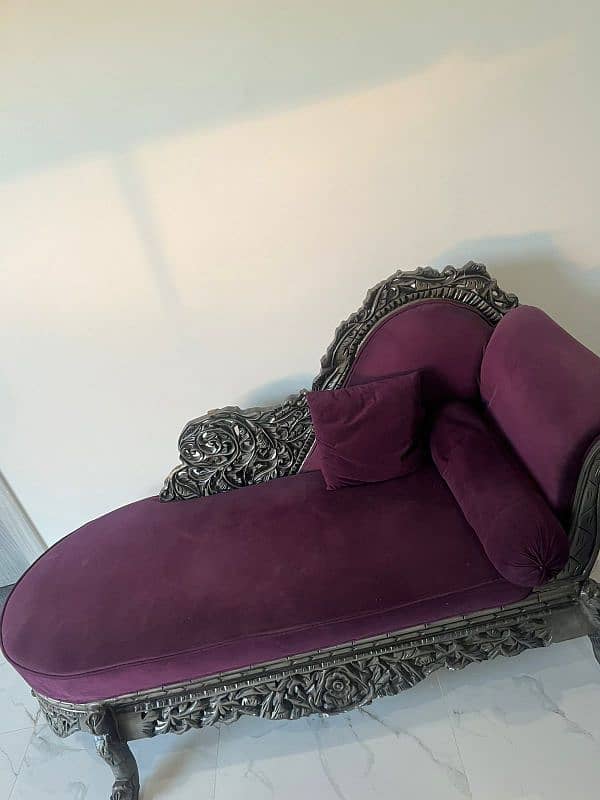 Couch Sofa in Best Condition 0