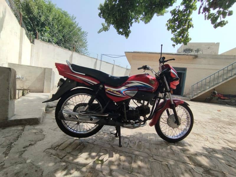 Honda Prider 100cc year 2015 made 1