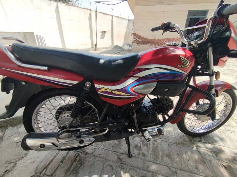 Honda Prider 100cc year 2015 made 2