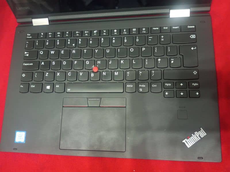 Lenovo X1 Yoga i5 - 7th Generation 2