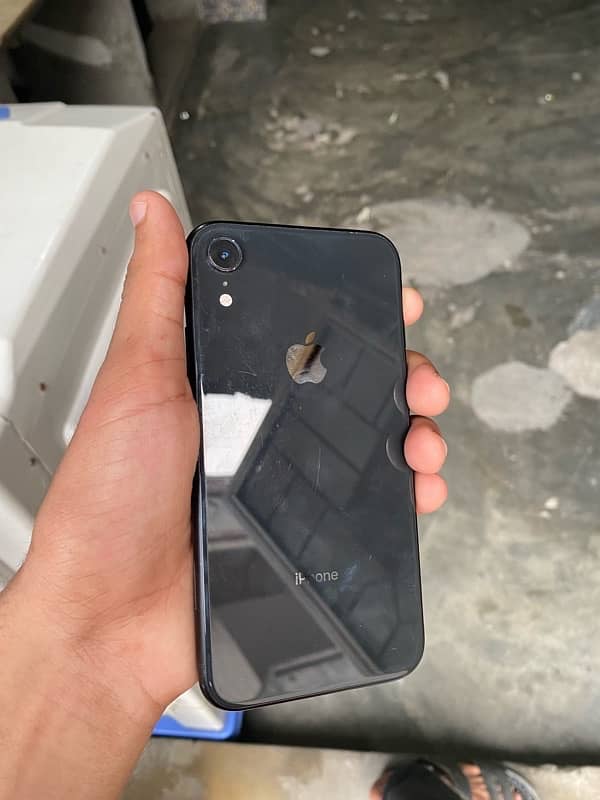 iphone xr 1