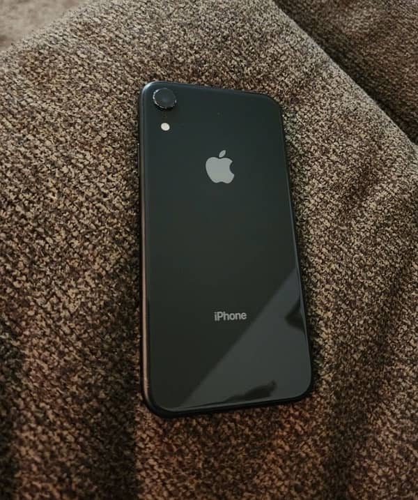 Apple iphone xr 64 gb non pta 3