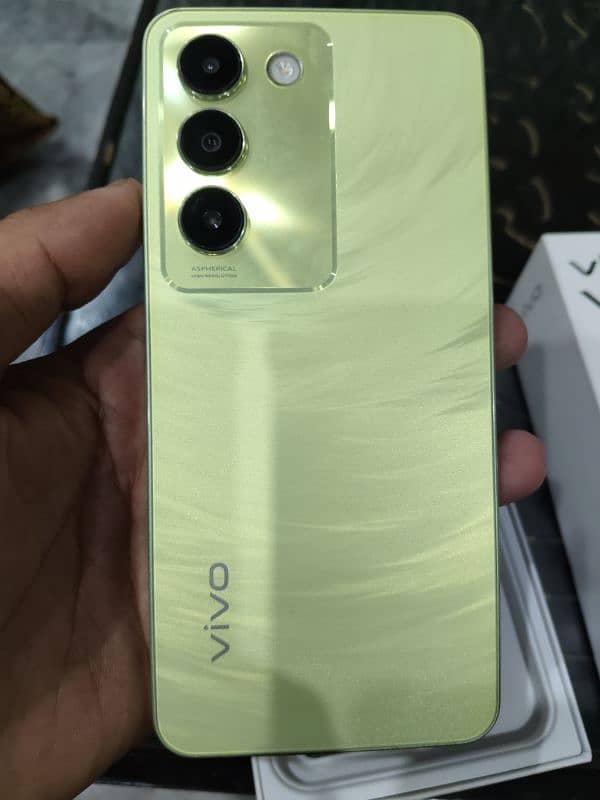 vivo y100 8/256 Full Box 10/9 condition 0