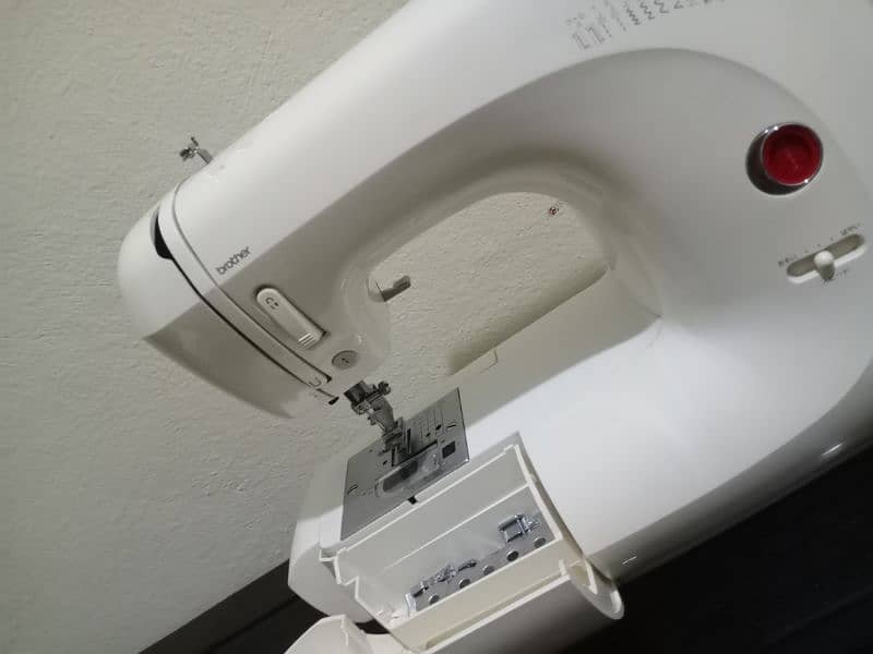 Japanese Electric sewing machine 2