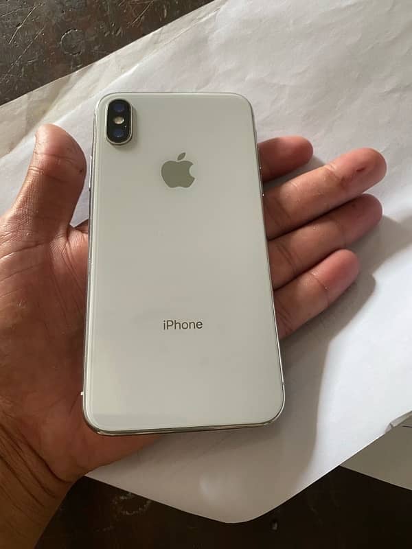 I phone x pta 256 gb with box 52500 only 1