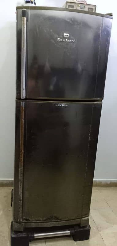 13 cubic dawlance fridge for sell 2