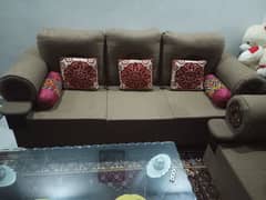 5 seater sofa with table