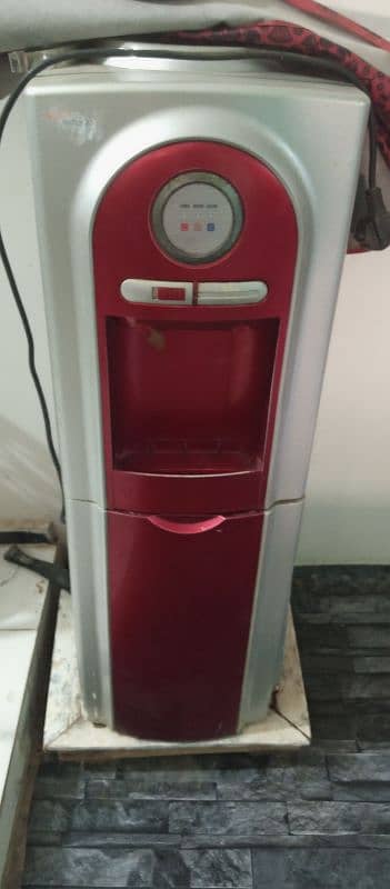 water dispenser 1