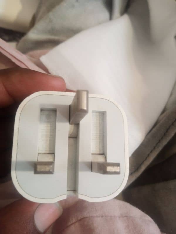 iphone 15 pro charger 25 wat fast original 03129572280 0