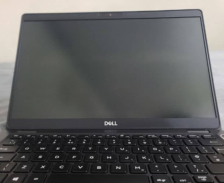 Dell 5300 i5 8th gen 8Gb_128SSD 4