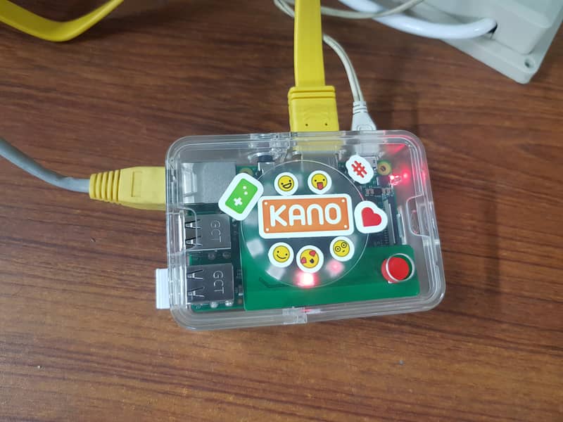 rabpberry pi 3b kano build your computer 1