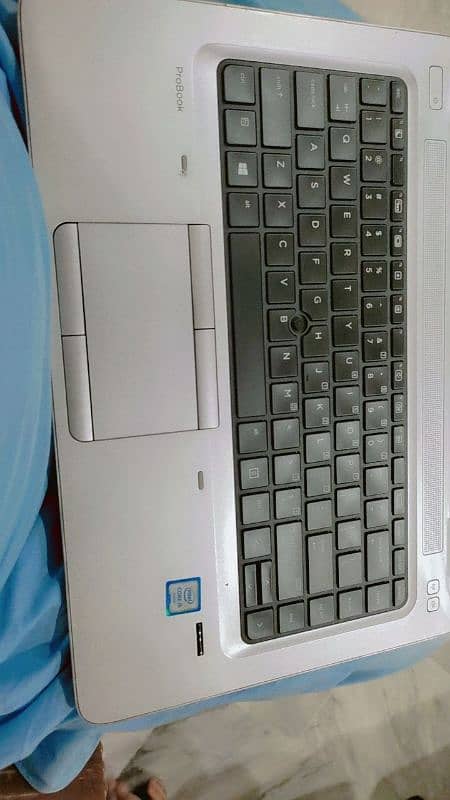 Hp Probook 640 G2 core i5 6th generation backlight keyboard 8gb ddr4 4