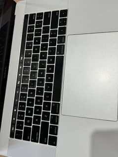 macbook pro 2017