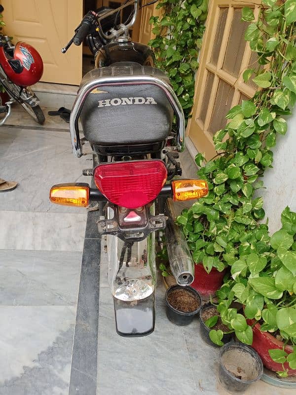 Honda CD70 2020 2