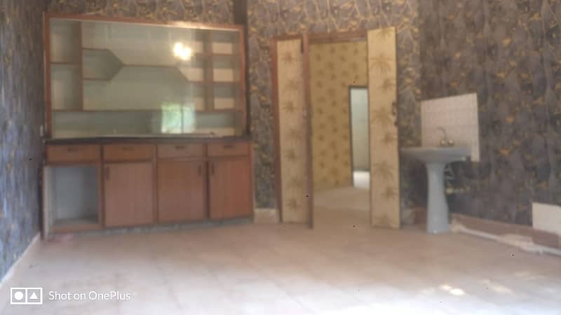 10 MARLA FULL HOUSE FOR RENT IN WAPDA TOWN 0