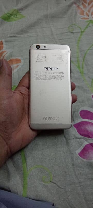 oppo F1s 4