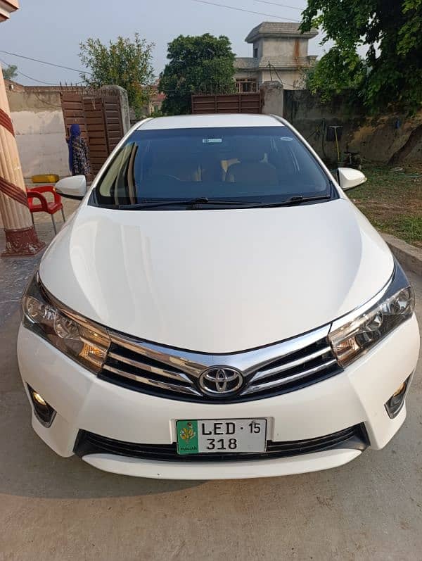 Toyota Corolla Altis 2015 3