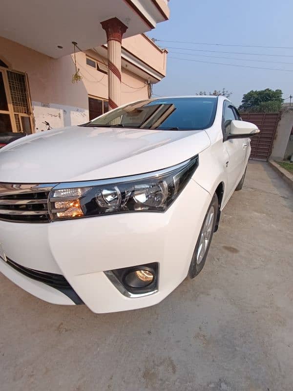 Toyota Corolla Altis 2015 5