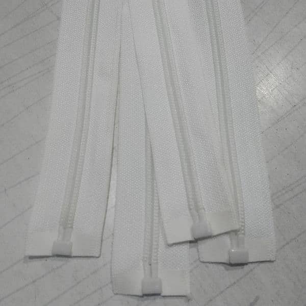 zip nylon 3