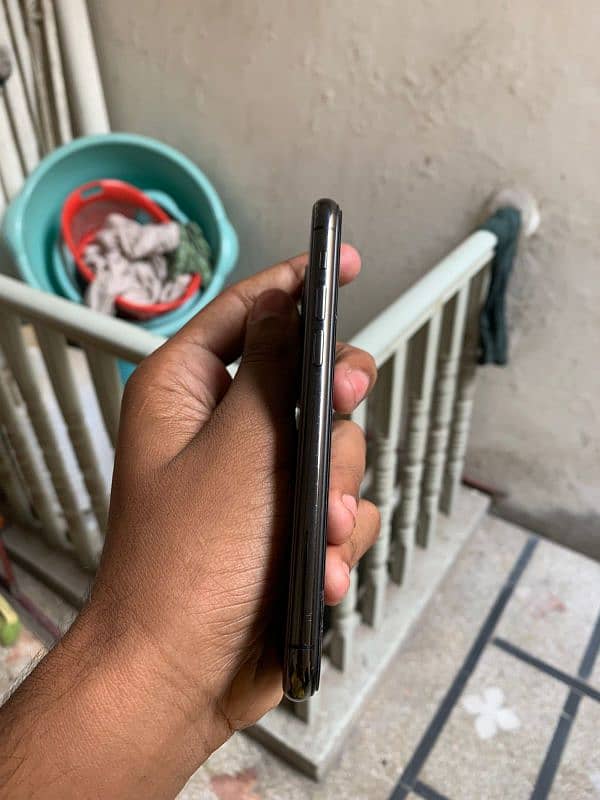 Iphone 11 pro FU panel change exchage posibl 5