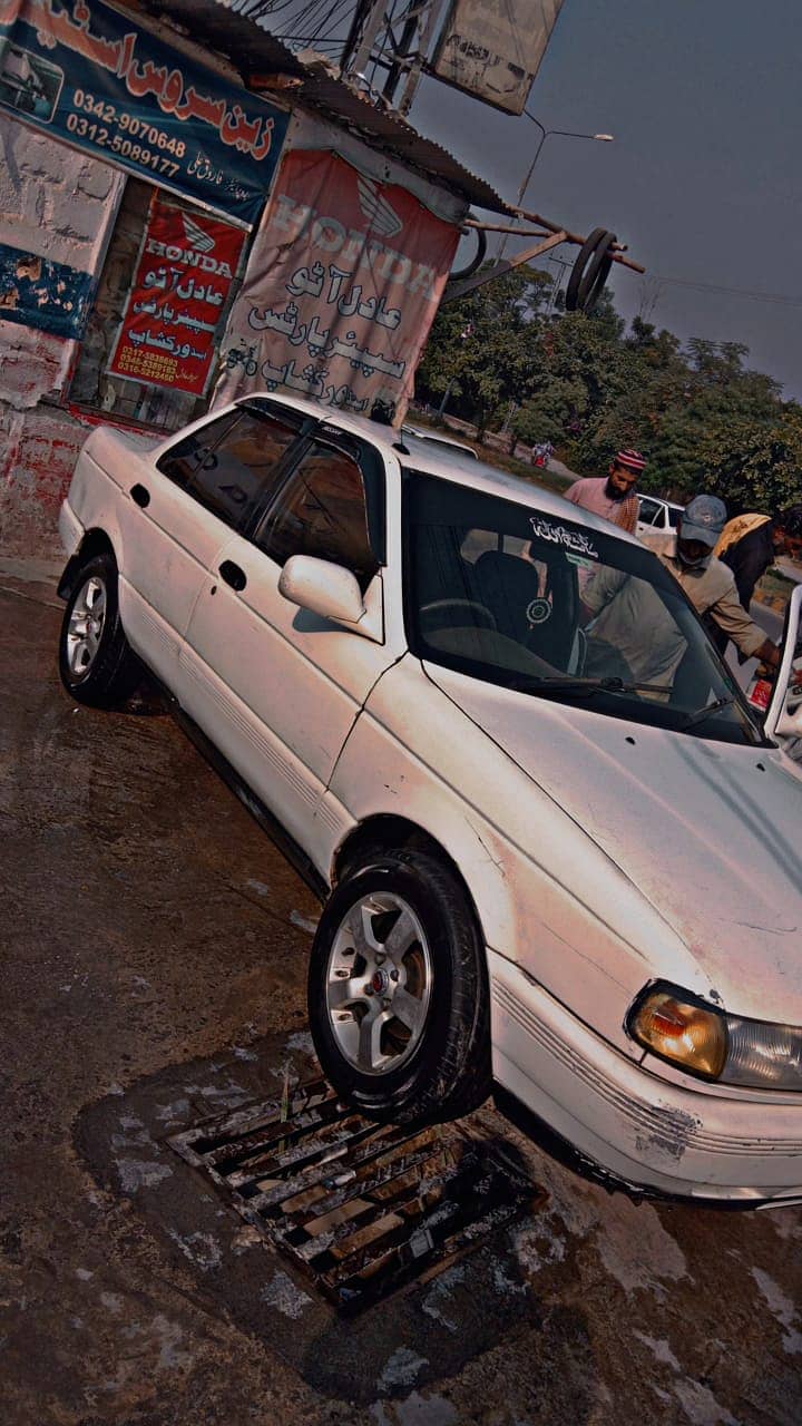 Nissan Sunny 1992 9