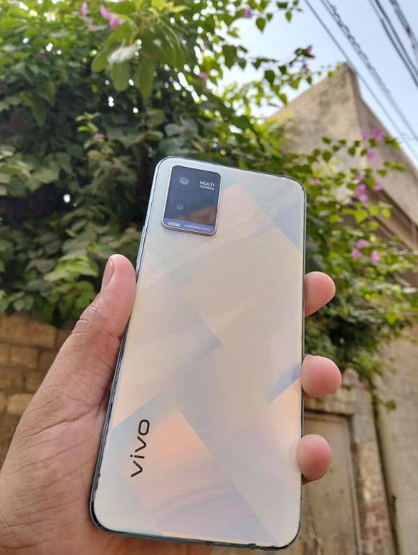 vivo y21 Ram4+1/Rom64 1