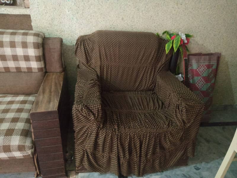 sofa set for sale urgent 1