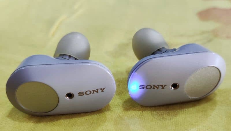 Sony wf1000xm3 earbuds for sale in khanewal 11