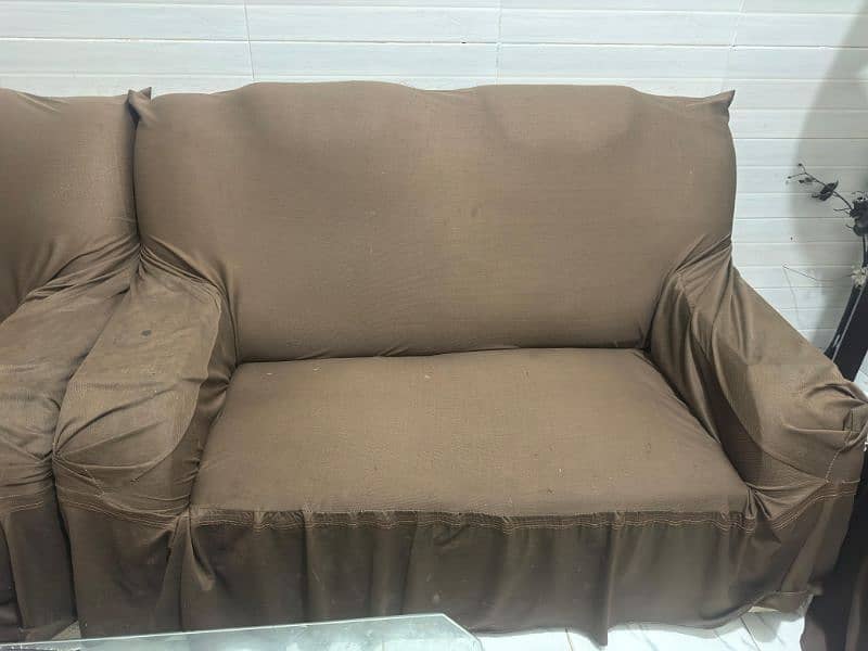 5 month used 6 seater sofa set new condition 4