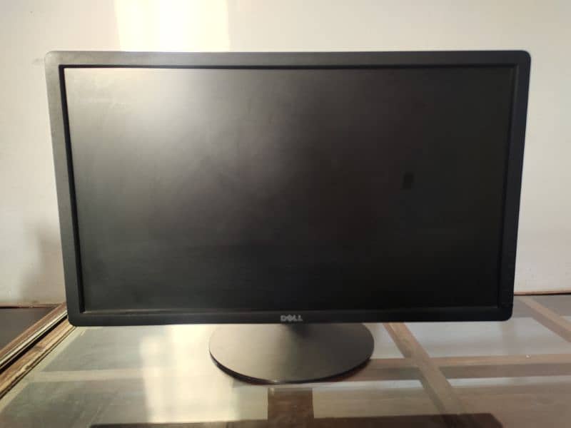 22.5 inch Dell LED 0