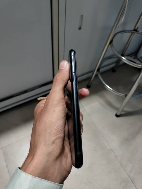 IPhone Xr (only kit) 6