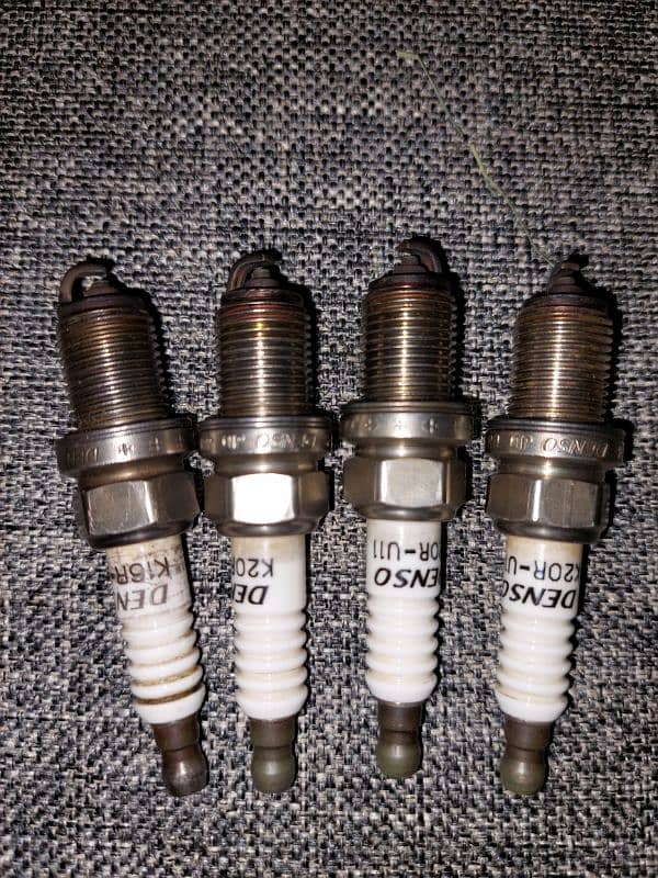 Denso Spark Plugs K20R-U11 for Swift, Vitz, Cultus etc 0