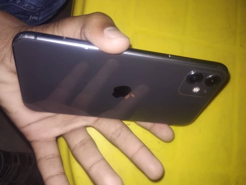 IPHONE 11 non pta 3