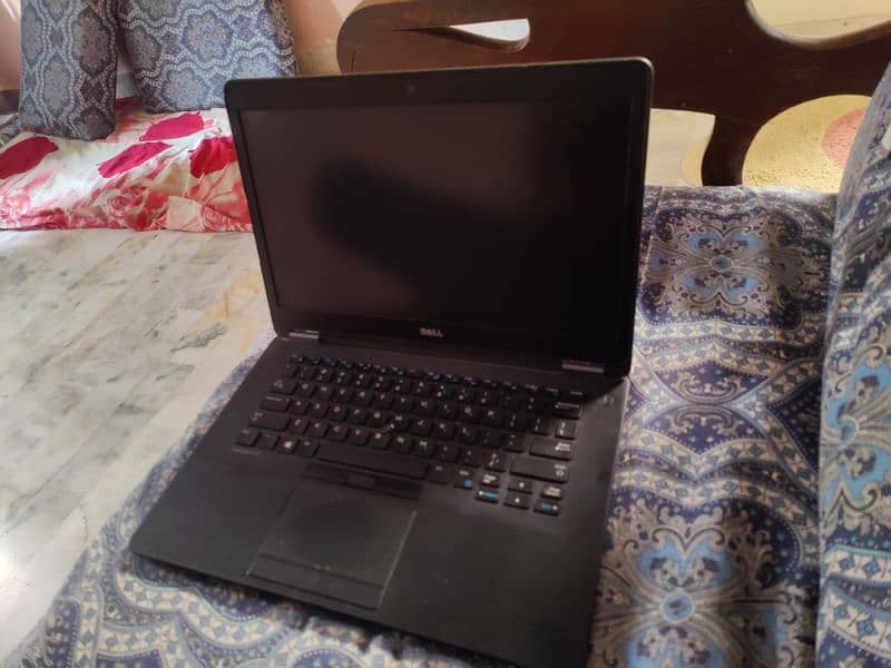 Core i5 6th generation 256 gb SSD 8 gb ram exchange possible 4