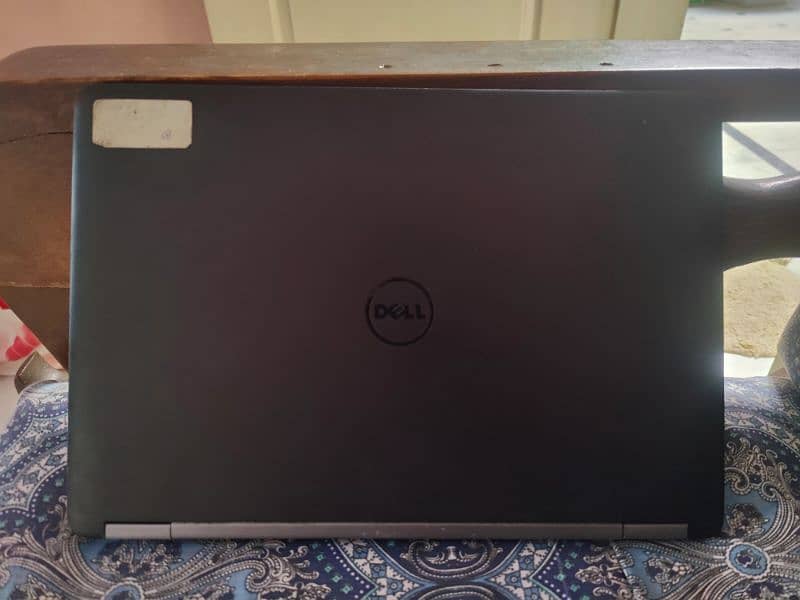 Core i5 6th generation 256 gb SSD 8 gb ram exchange possible 7